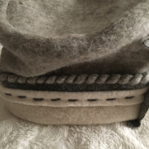 Russian Artisan Handmade Felted Wool Papakha Hat - Picture 8 of 15